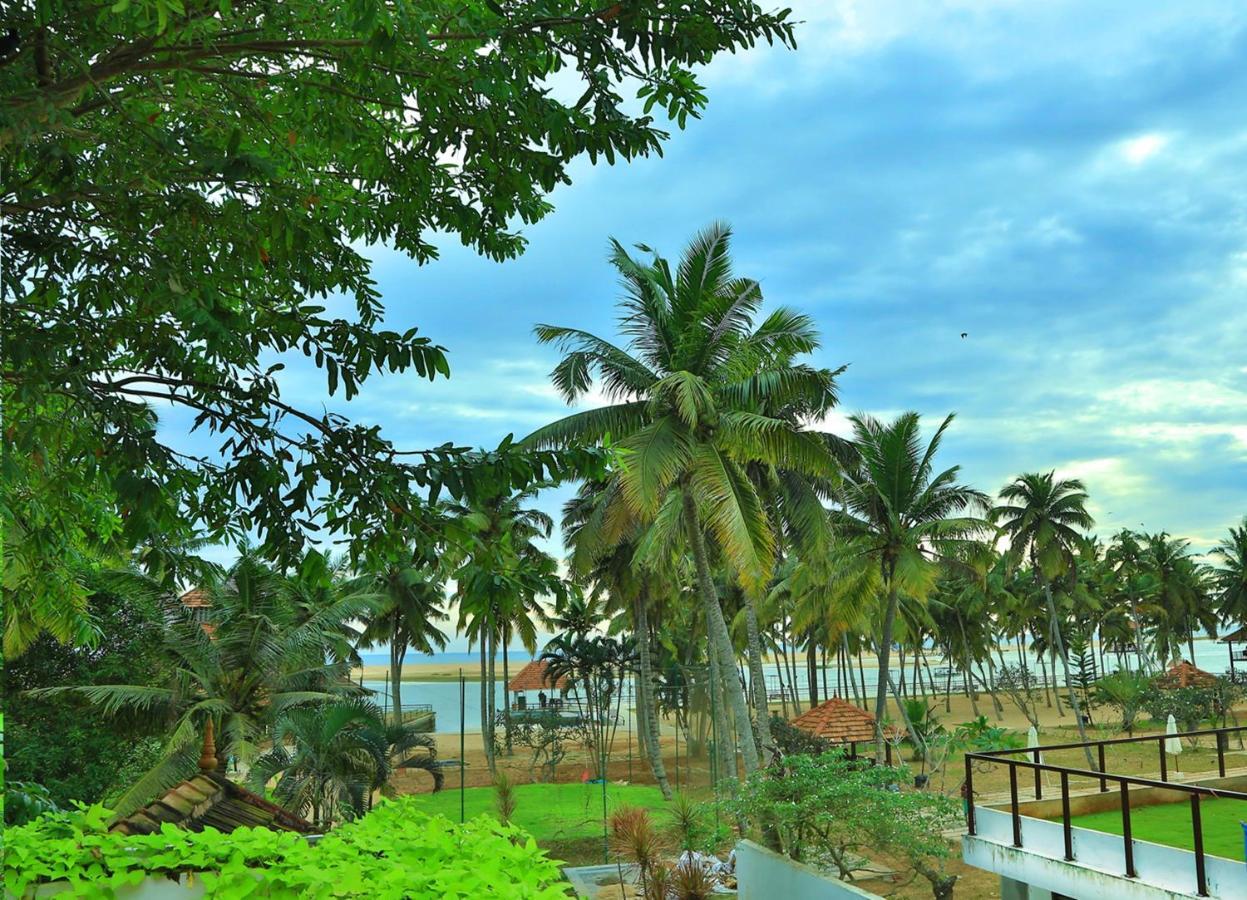 Estuary Sarovar Premiere Poovar Island Zewnętrze zdjęcie