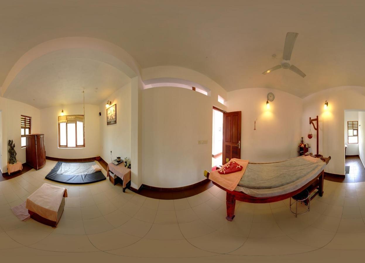 Estuary Sarovar Premiere Poovar Island Zewnętrze zdjęcie