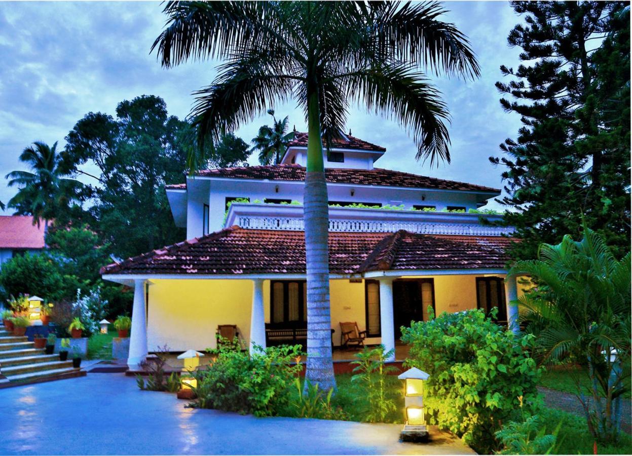 Estuary Sarovar Premiere Poovar Island Zewnętrze zdjęcie