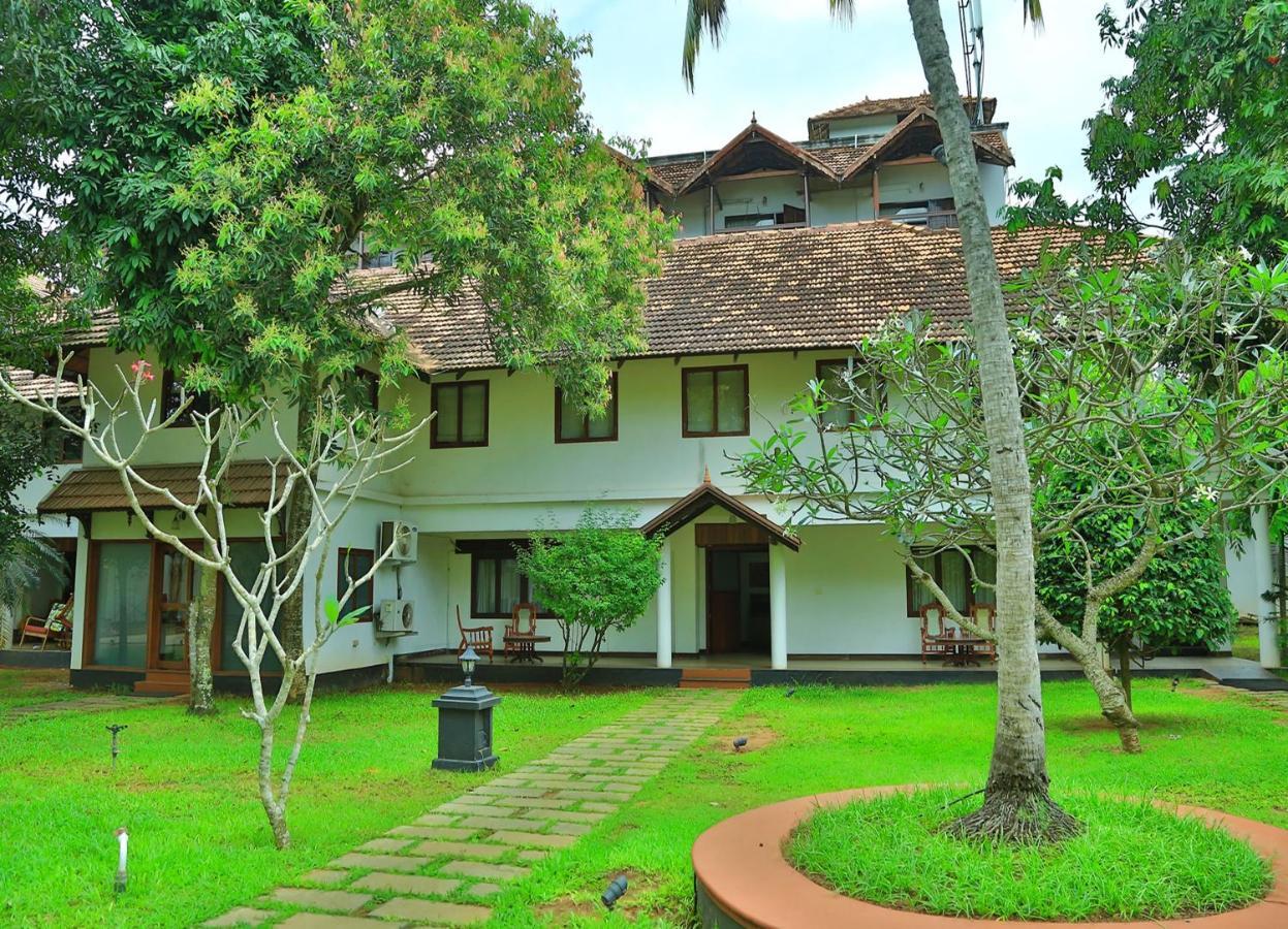 Estuary Sarovar Premiere Poovar Island Zewnętrze zdjęcie