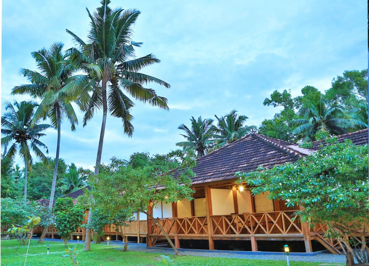 Estuary Sarovar Premiere Poovar Island Zewnętrze zdjęcie