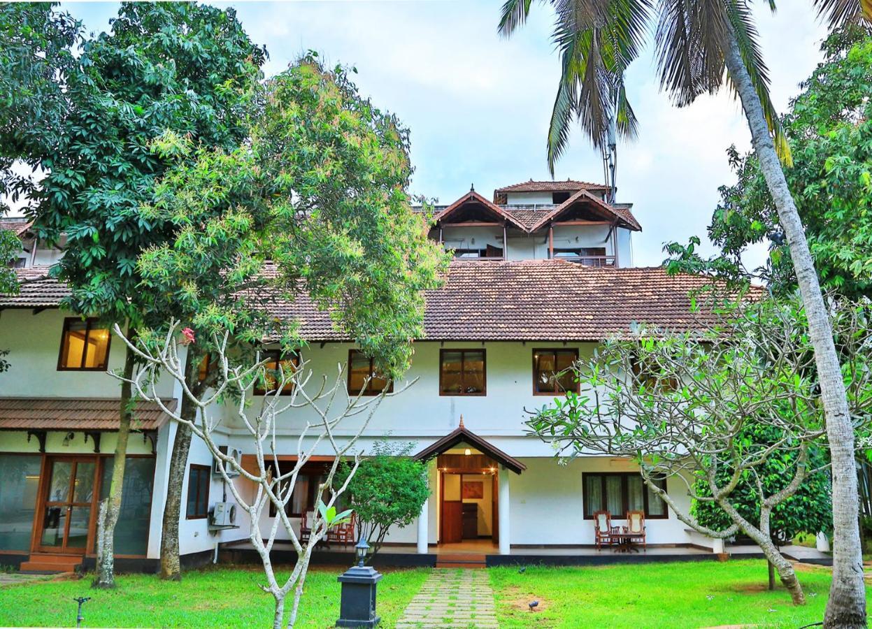 Estuary Sarovar Premiere Poovar Island Zewnętrze zdjęcie